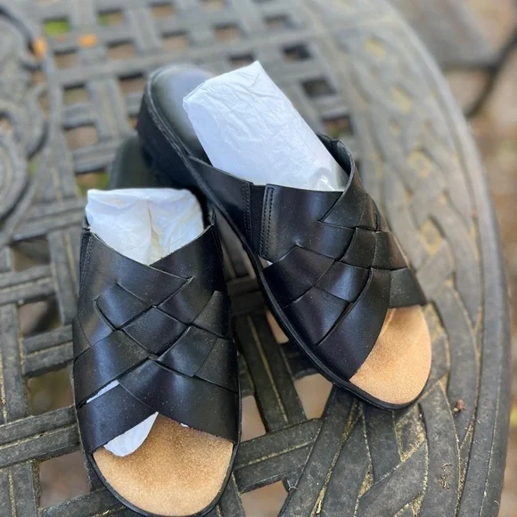 Vintage Y2K Duck Head Tina Leather Slip On Black Sandals  7M New - Picture 3 of 9